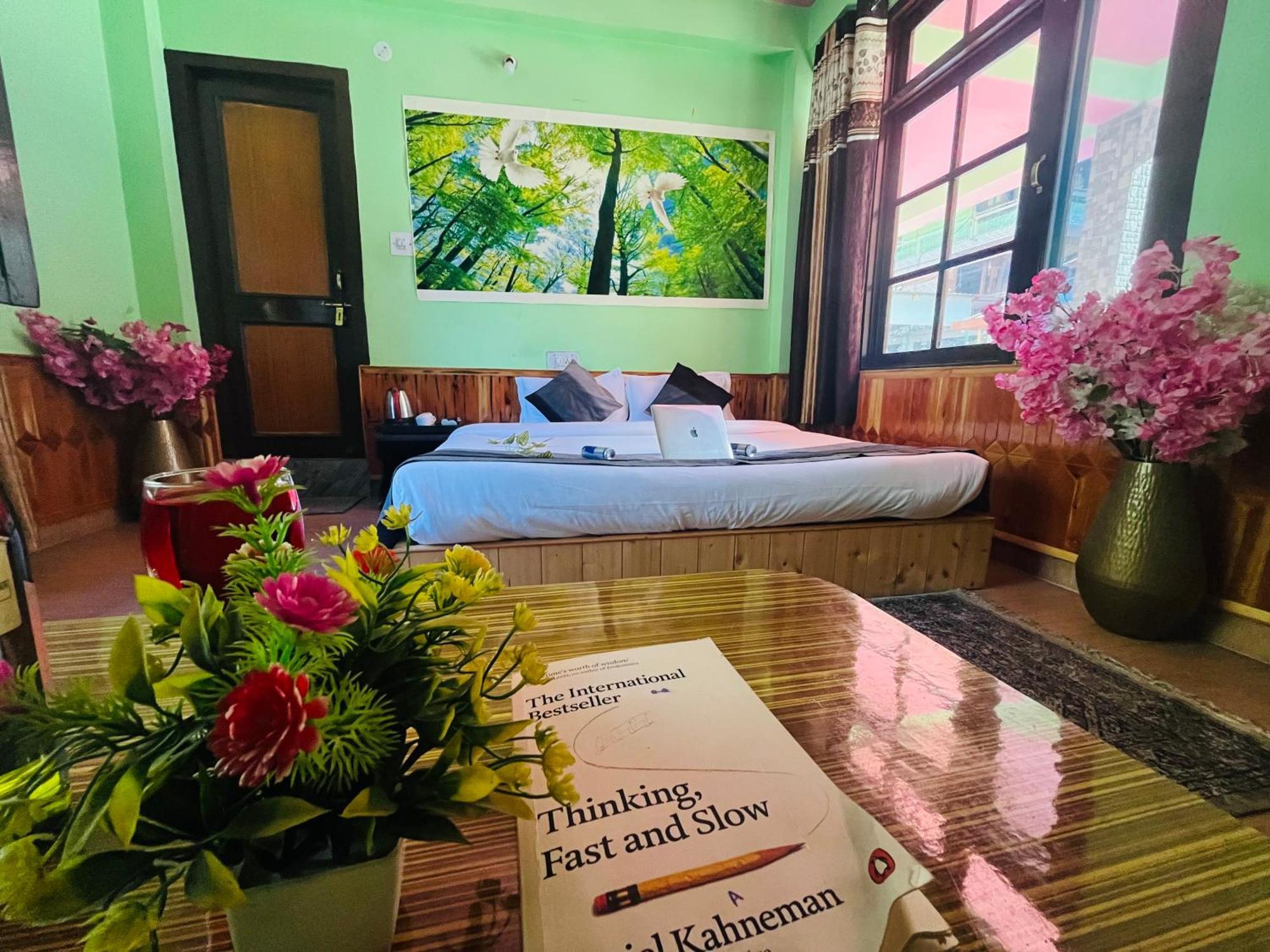 Hotel Brownie River View Kasol Zewnętrze zdjęcie