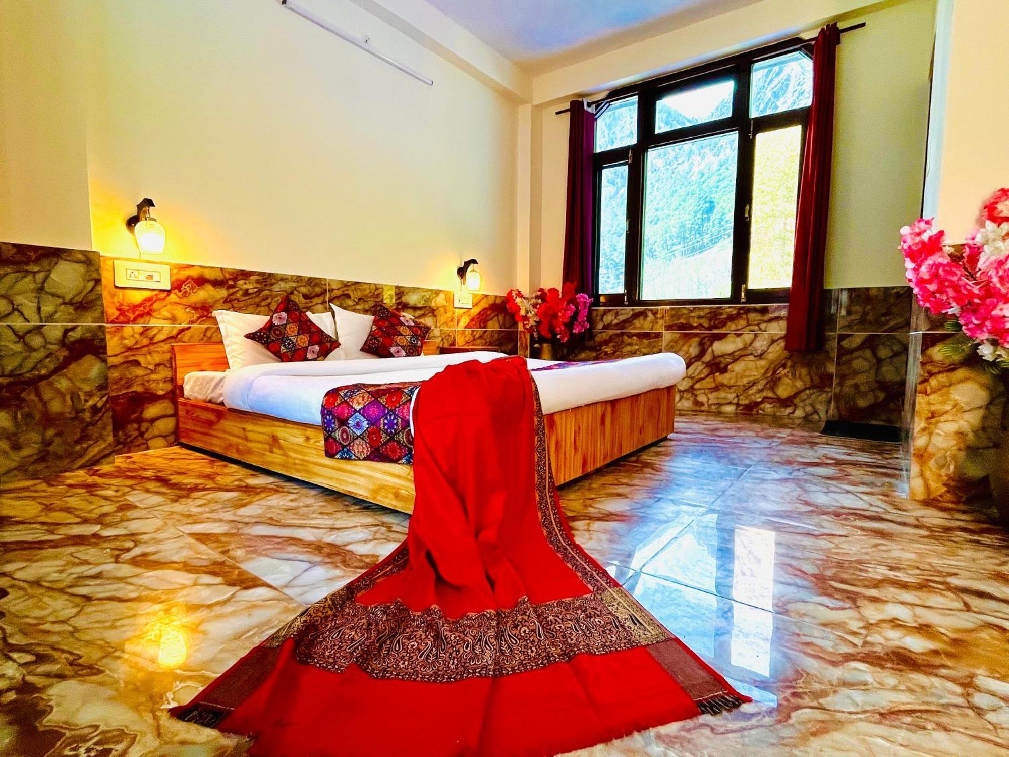 Hotel Brownie River View Kasol Zewnętrze zdjęcie
