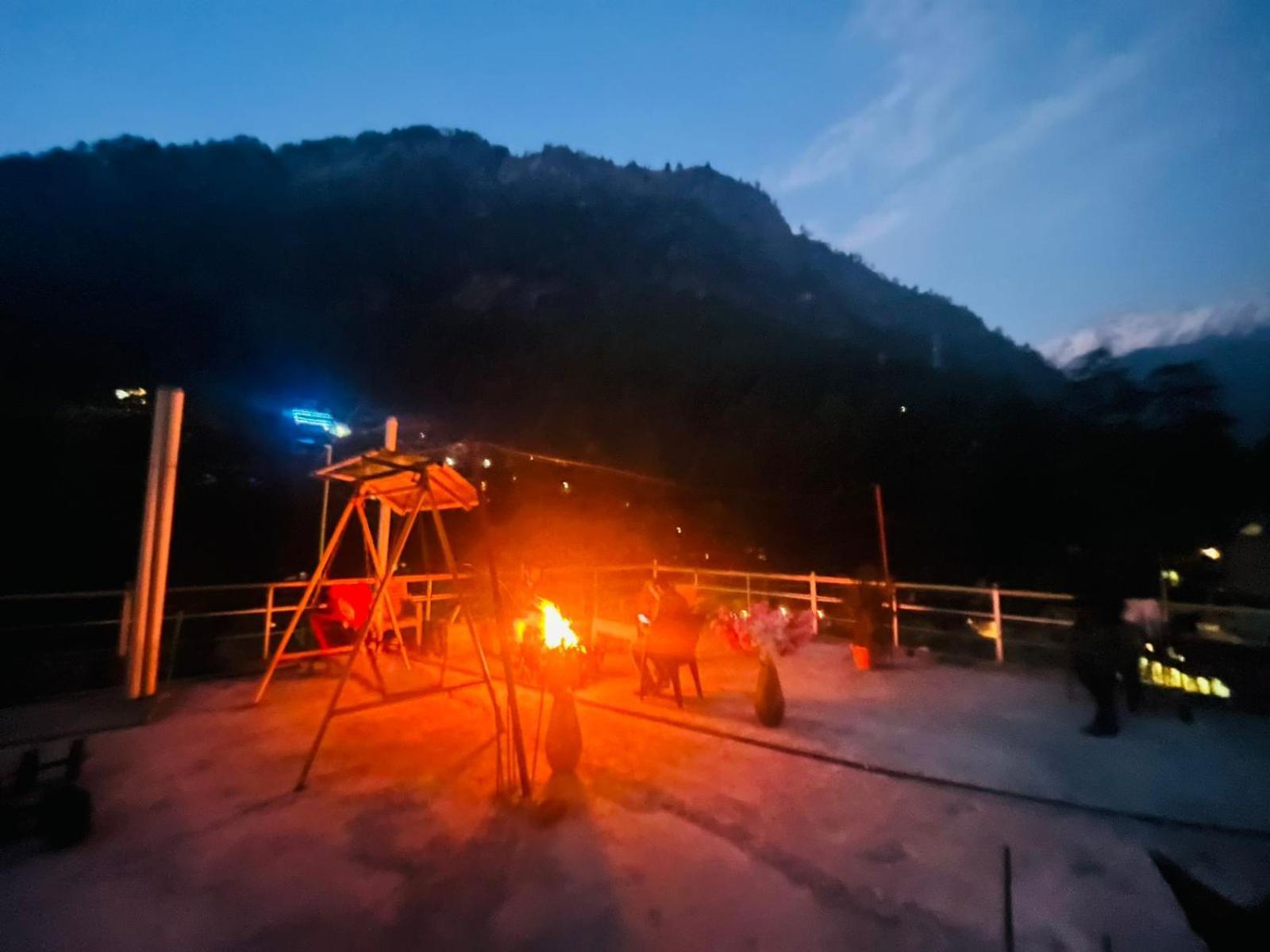 Hotel Brownie River View Kasol Zewnętrze zdjęcie